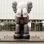 giant outdoor sculpture - photo: ryan sterritt